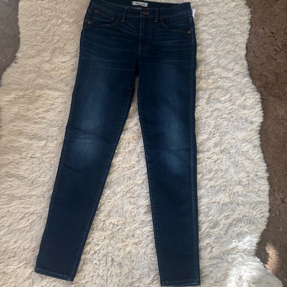 Madewell 9” High-Riser Skinny Jeans in Polly wash - Picture 4 of 6
